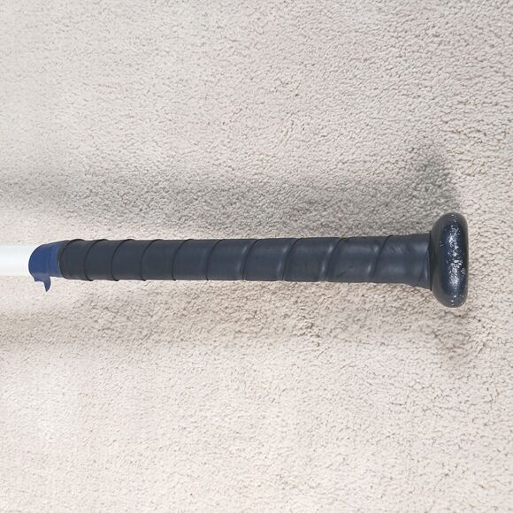 Rawlings Ombre Softball Bat FP8011 2.25" Diameter Very Good Condition White - Picture 9 of 9